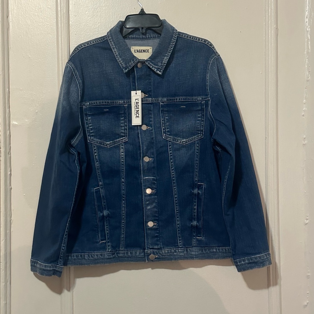 L'AGENCE
Karina Oversized Denim Jacket